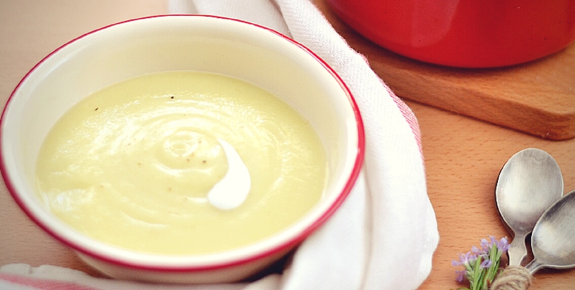 Crema de Calabacin del blog Milhojas, el blog de Rosa en el recetario con cremas de verduras.